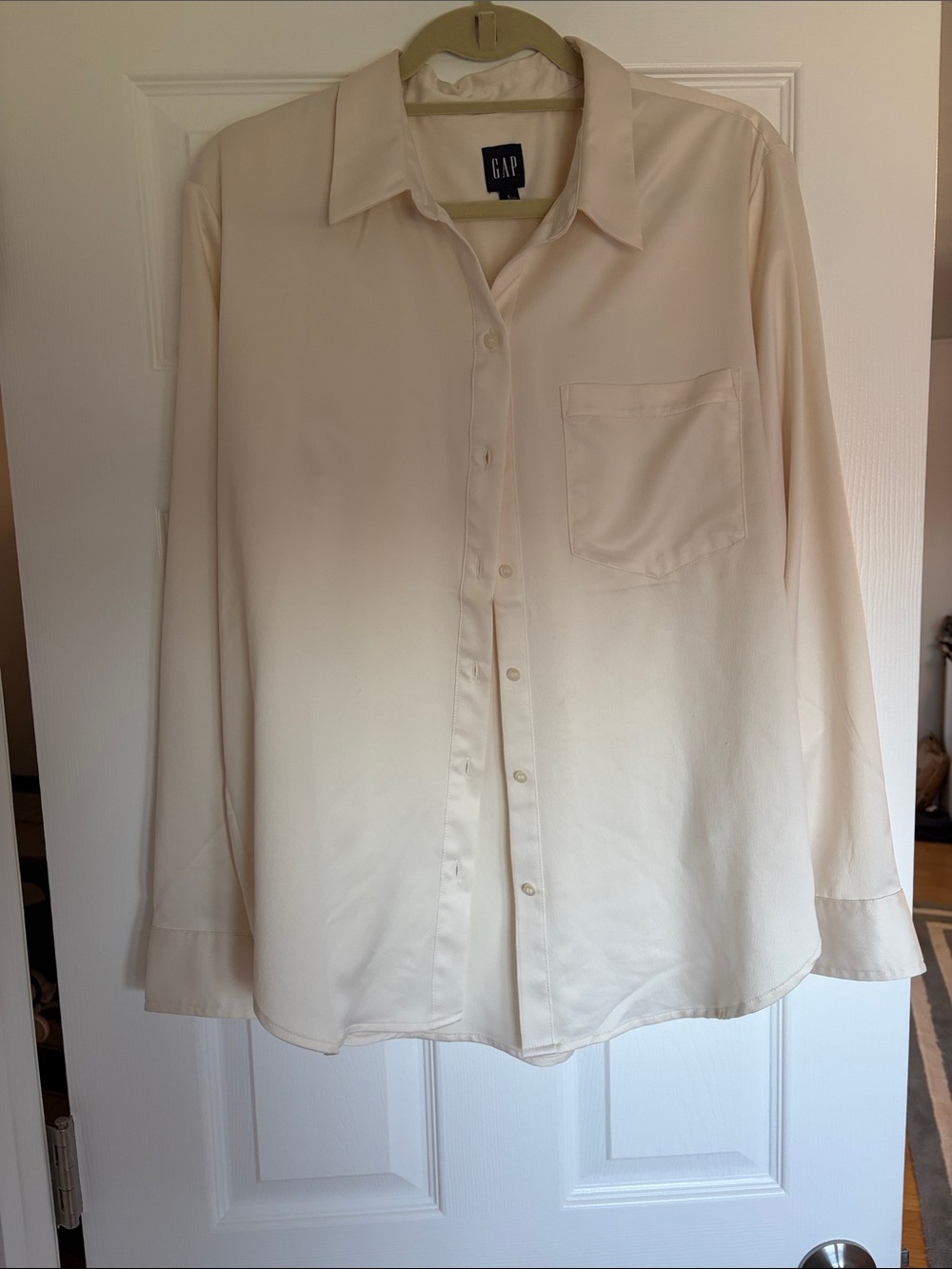GAP Men's Cream Button-Up Dress Shirt